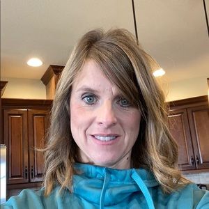 Meet your Posher, Janelle